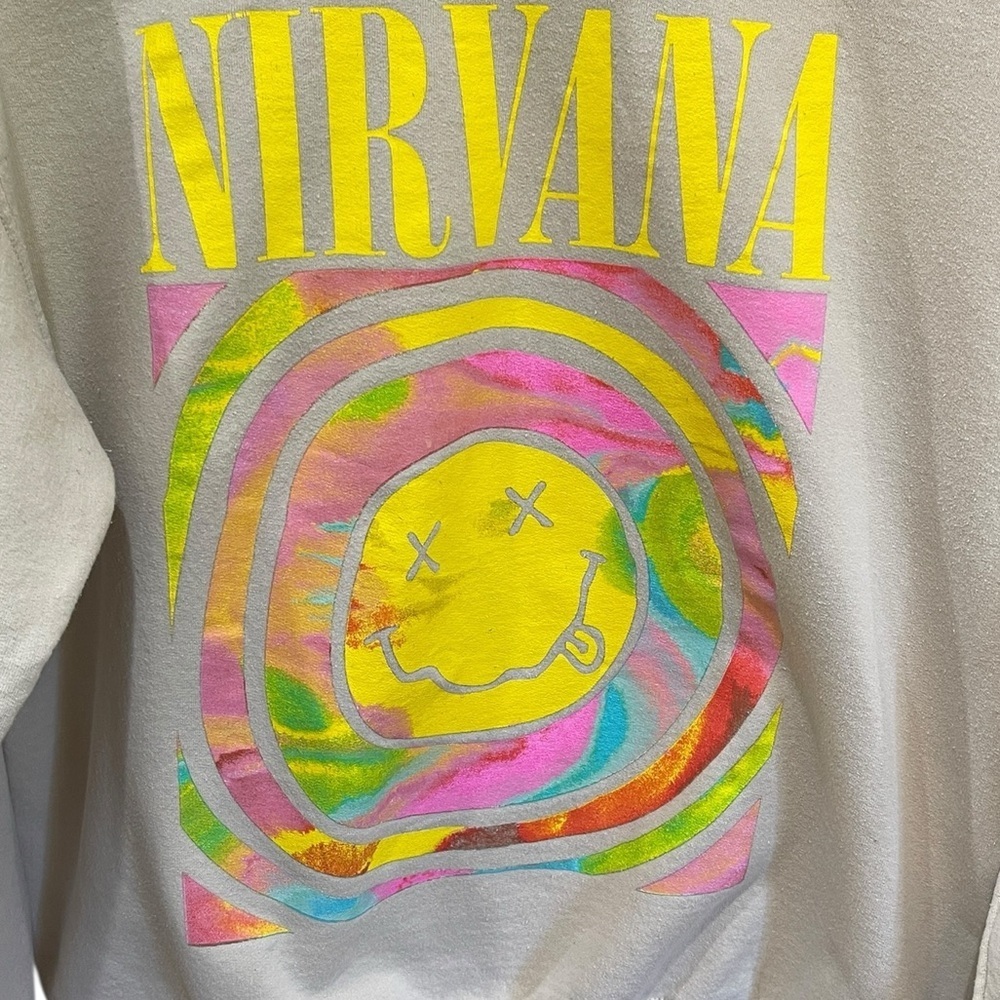 Nirvana Smiley Face Graphic Crew Neck Sweatshirt SZ L Unisex Beige Yellow - Picture 2 of 6